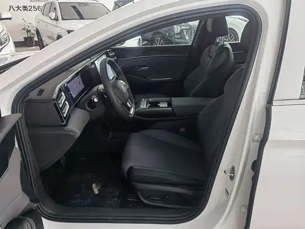 BYD Qin L 2026