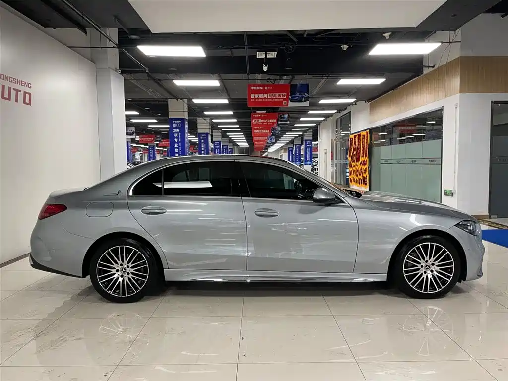 Mercedes-Benz C-Class 2022 — фото 3