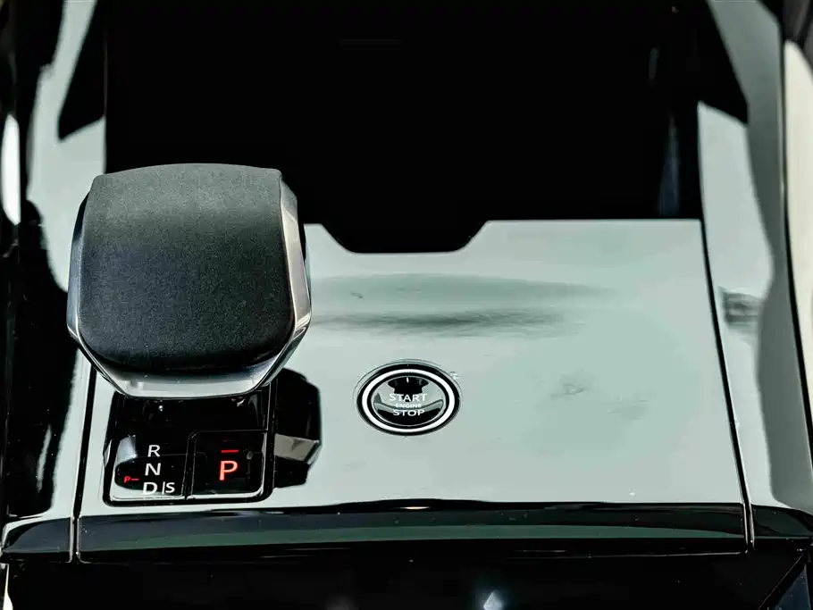 Land Rover Sport 2024 — фото 15