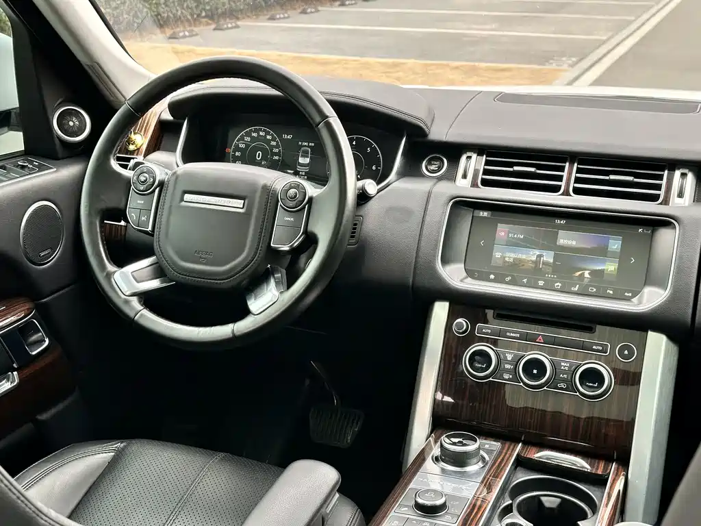 Land Rover Range Rover 2015 — фото 9