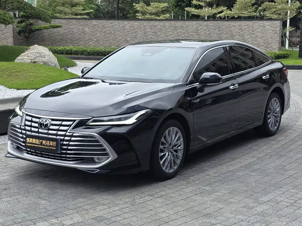Toyota Avalon 2025 — фото 1