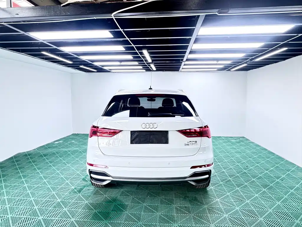 Audi Q3 2022 — фото 5