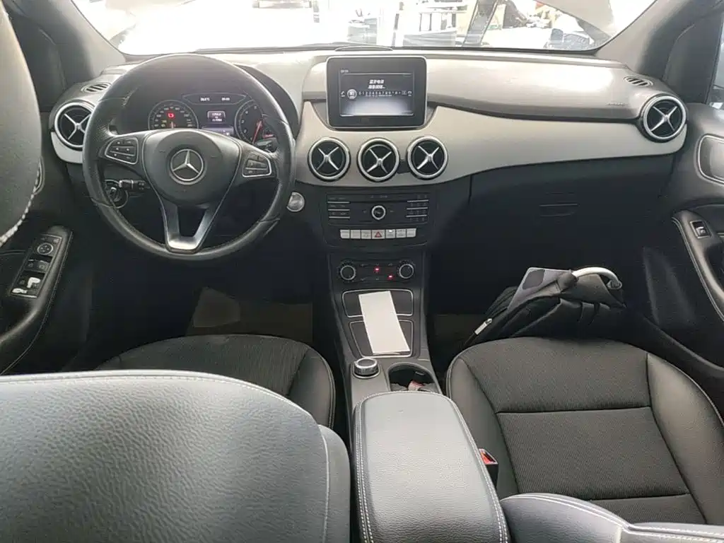 Mercedes-Benz B-Class 2015