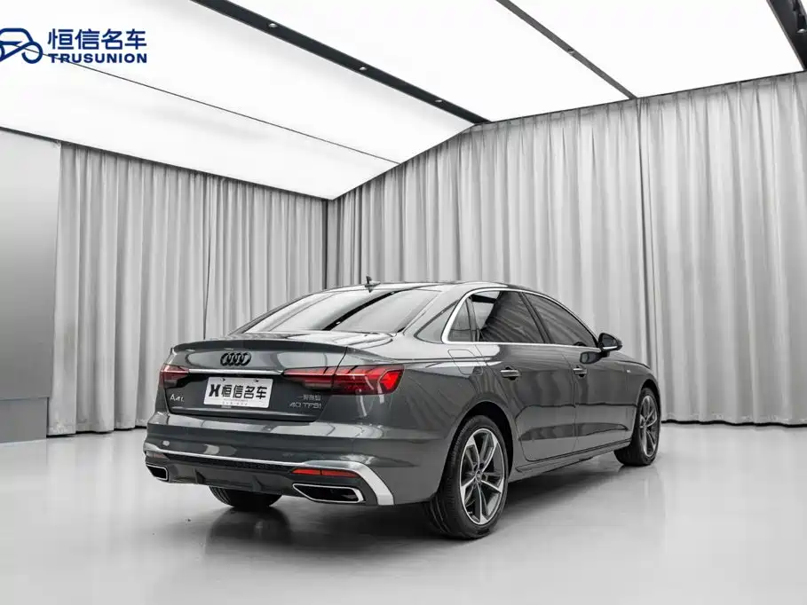 Audi A4L 2022 — фото 9