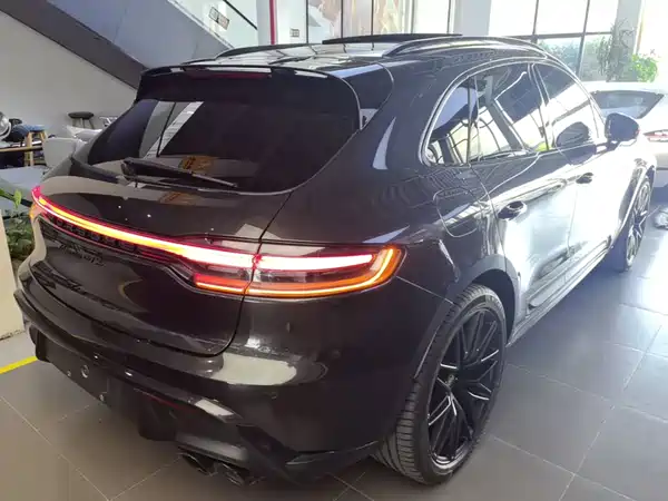 Porsche Macan 2022