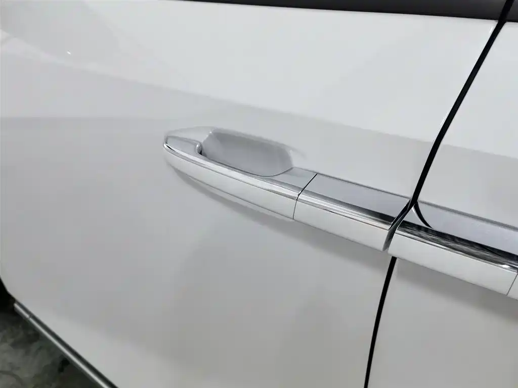 GAC Motor Trumpchi M8 2025 — фото 18