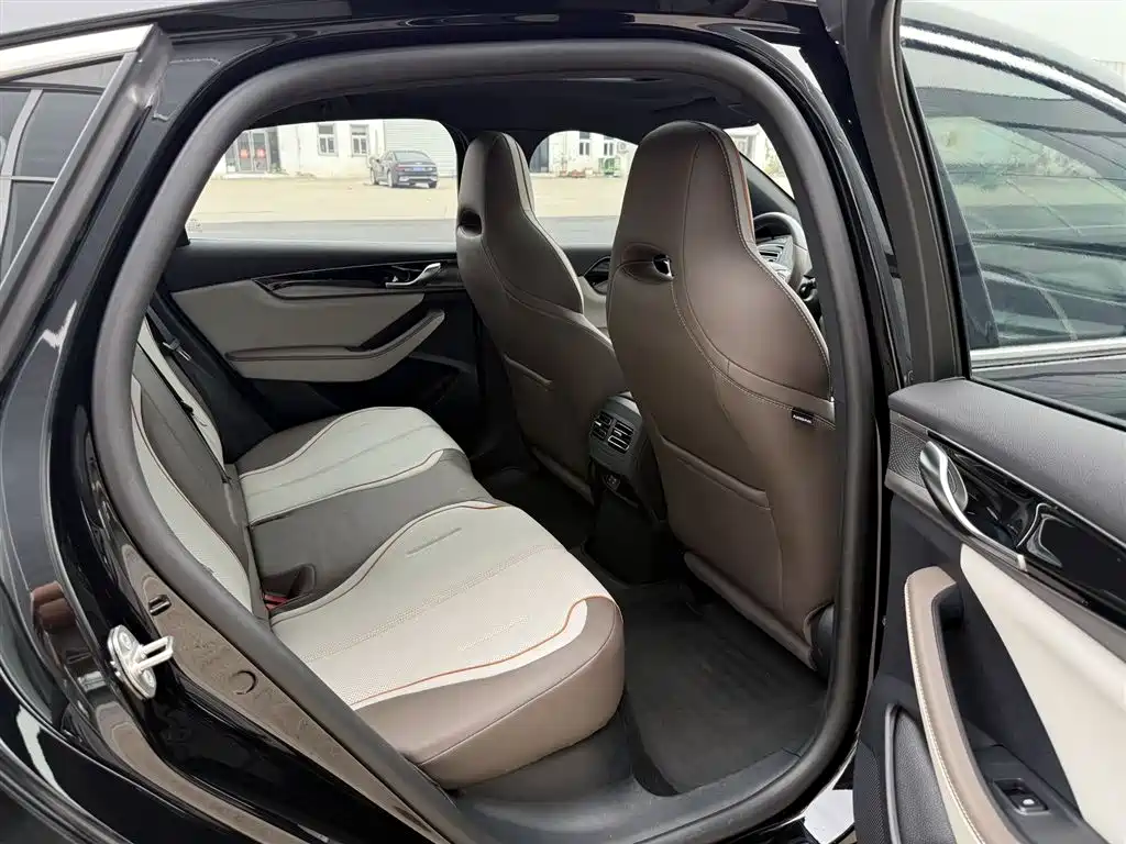 BYD Qin PLUS 2024 — фото 15