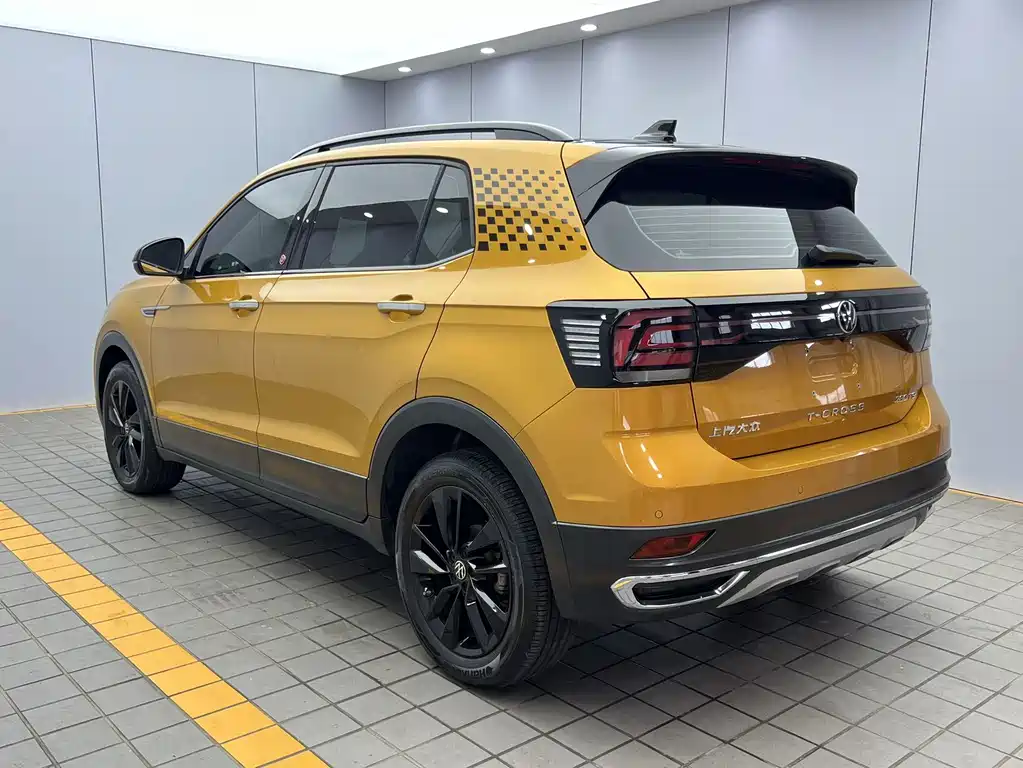 Volkswagen T-Cross 2023