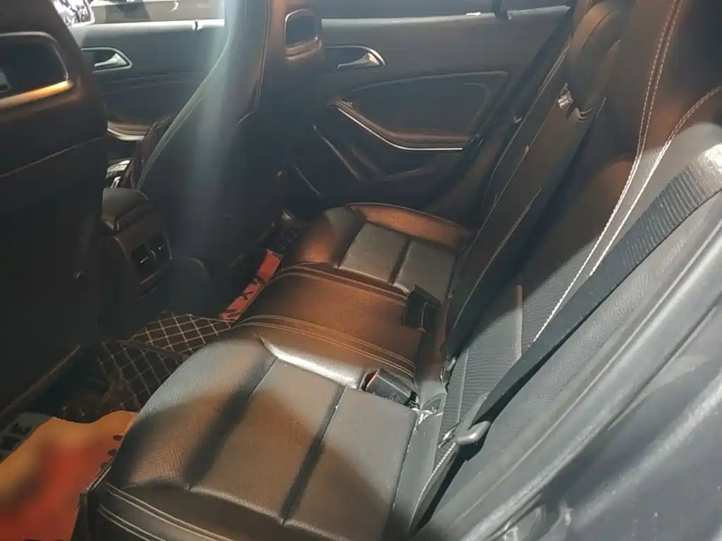 Mercedes-Benz GLA 2018 — фото 17
