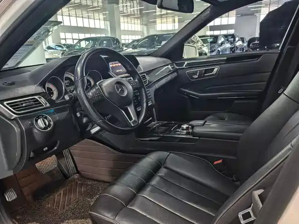 Mercedes-Benz E-Class 2016