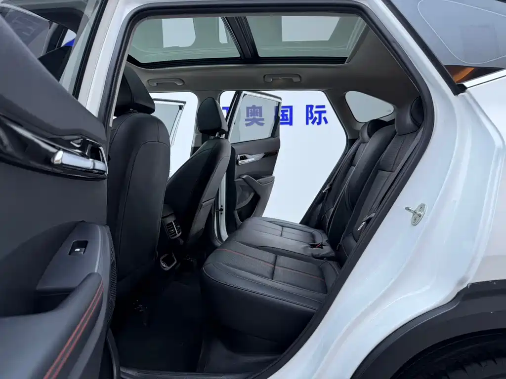 Kia KX3 2023 — фото 12