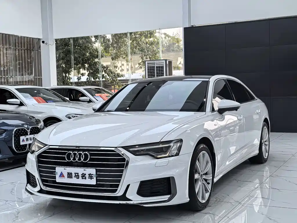 Audi A6L 2021 — фото 1