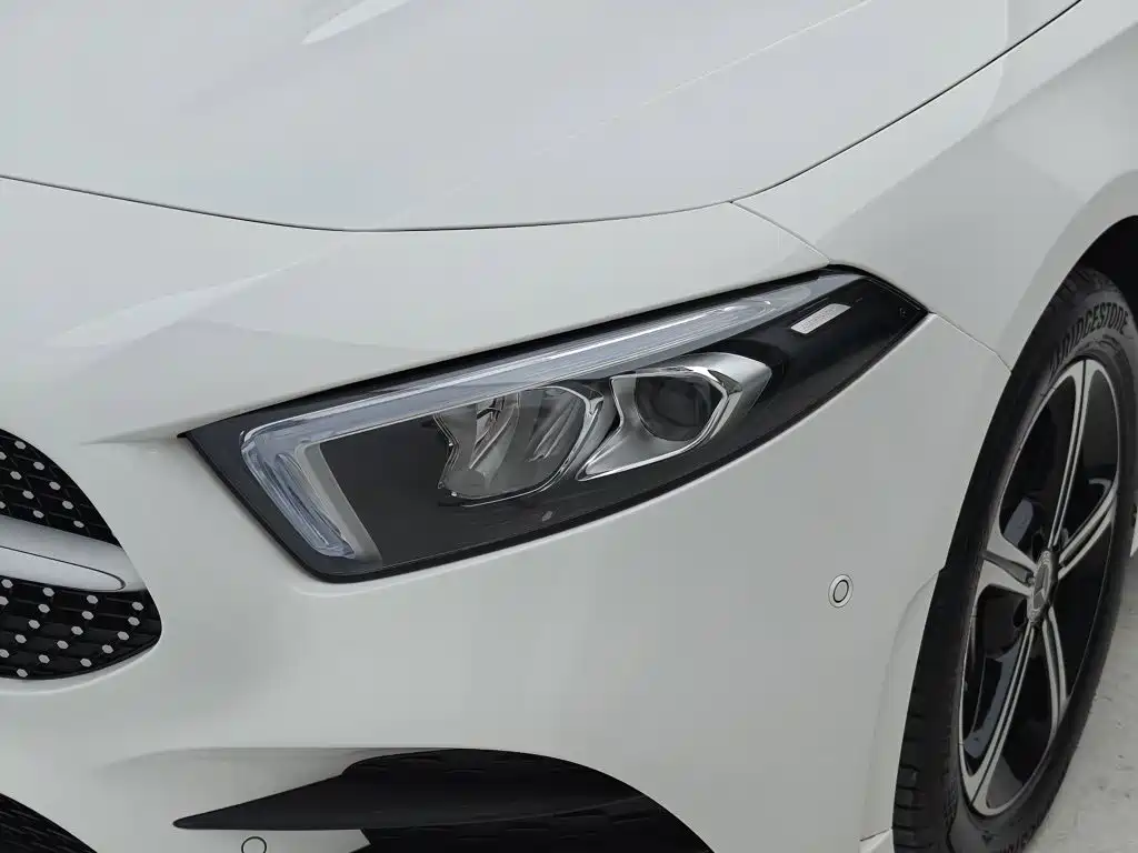 Mercedes-Benz A-Class 2023 — фото 11