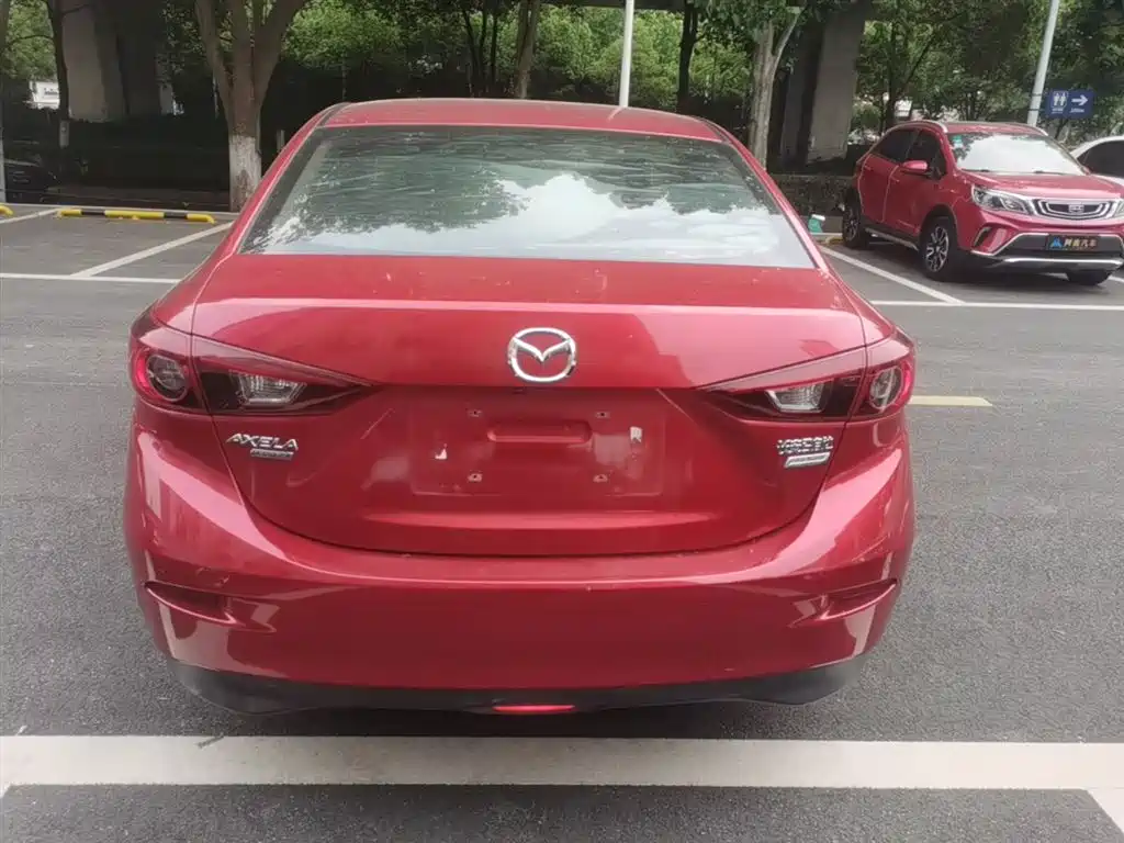 Mazda 3 Axela 2015 — фото 6