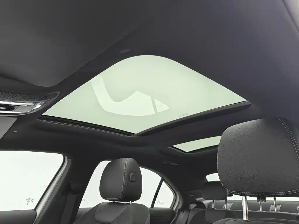Mercedes-Benz A-Class 2023 — фото 25