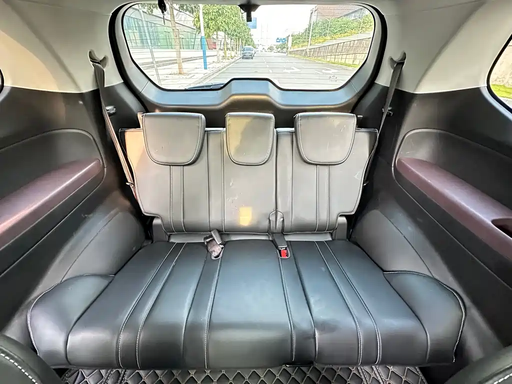 GAC Trumpchi M6 2022 — фото 7