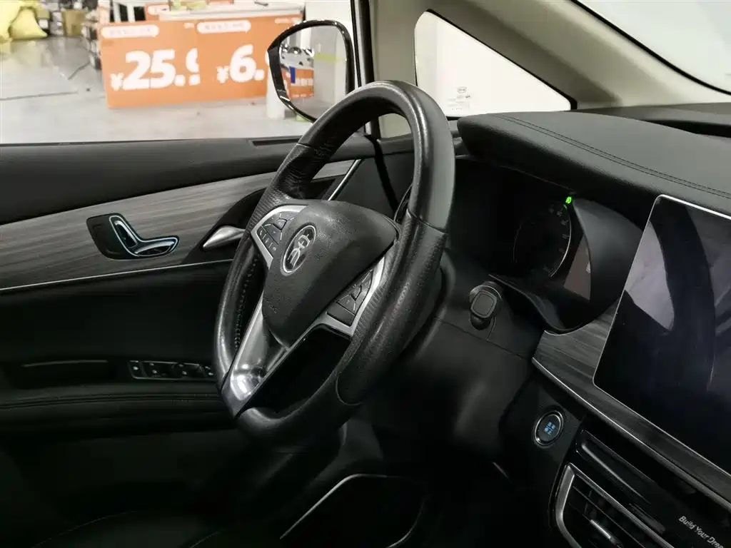 BYD MAX New Energy 2019 — фото 22