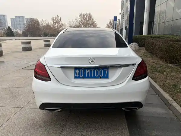 Mercedes-Benz C-Class 2019