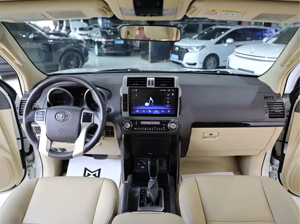 Toyota Prado 2016 — фото 12