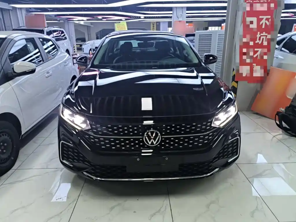 Volkswagen Passat 2022