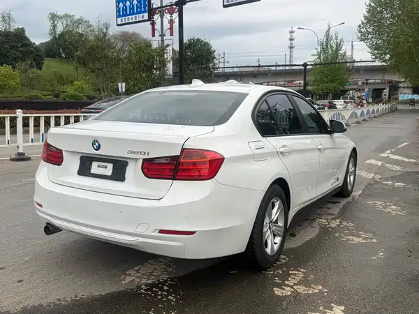 BMW 3 Series 2015