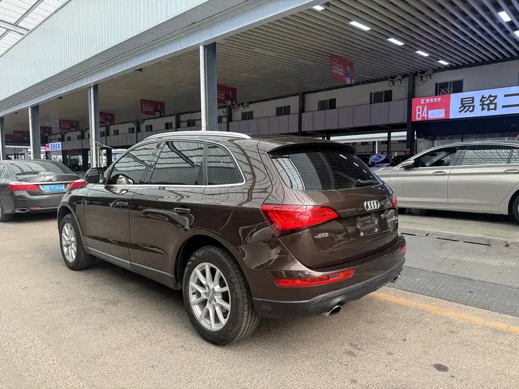 Audi Q5 2015 — фото 16