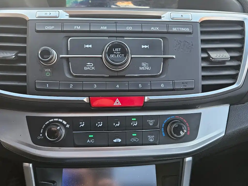 Honda Accord 2014 — фото 14
