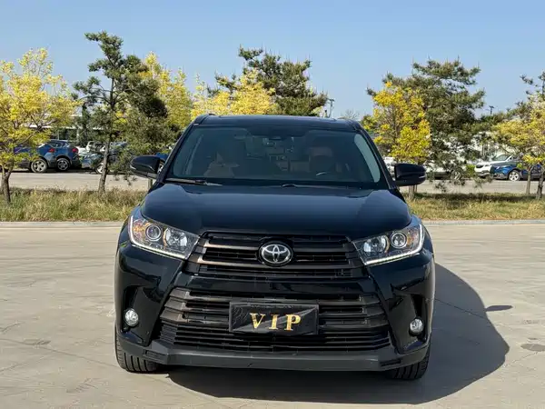 Toyota Highlander 2020