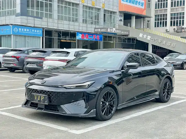 Changan UNI-V 2024