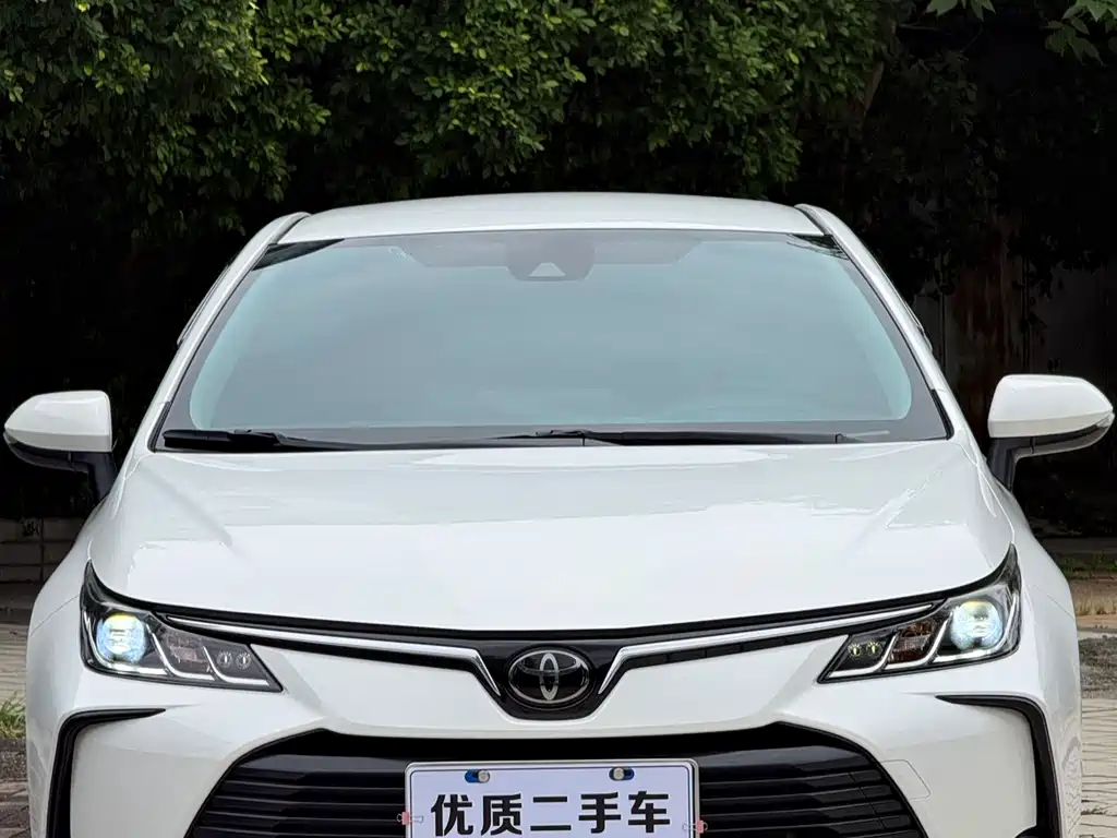 Toyota Corolla 2021 — фото 2