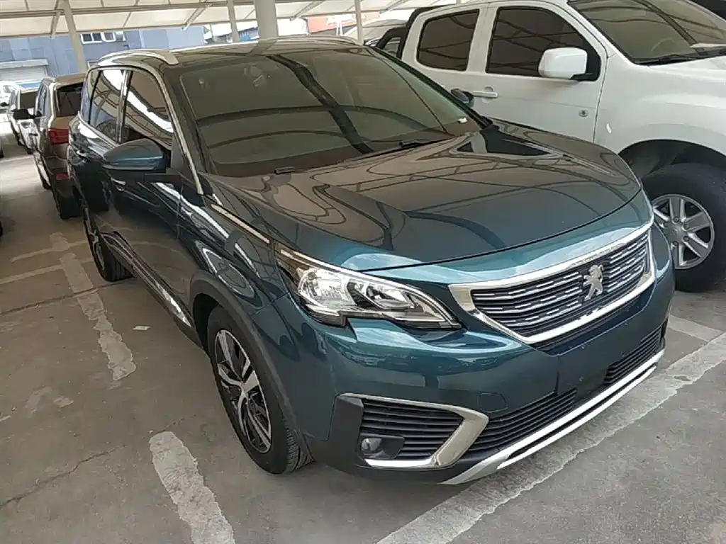 Peugeot 5008 2017 — фото 4