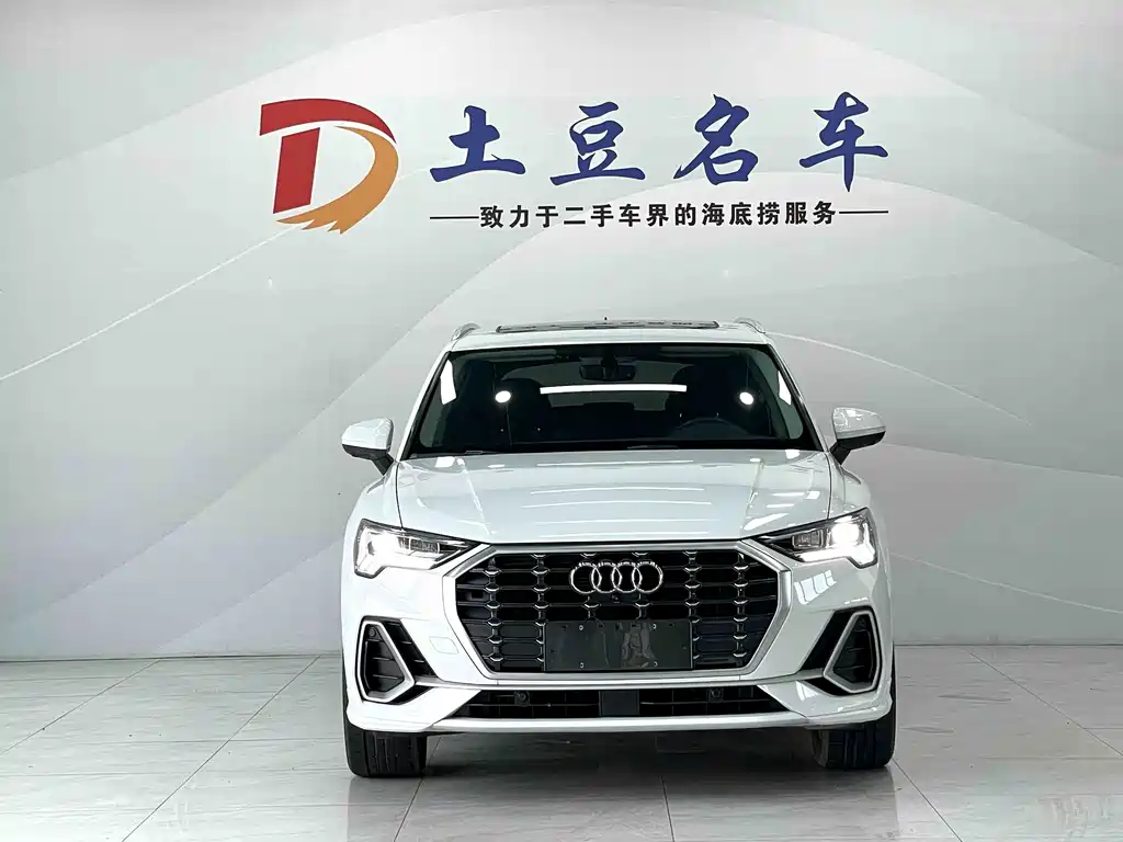 Audi Q3 2022 — фото 2