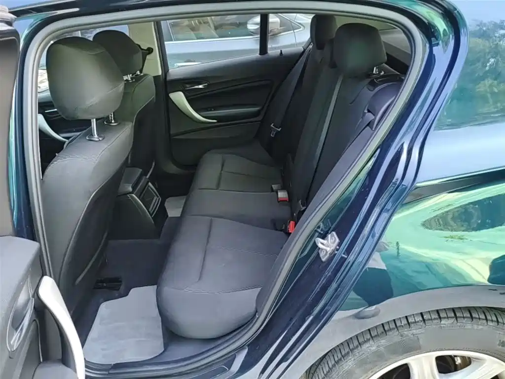 BMW 1 Series 2014 — фото 17
