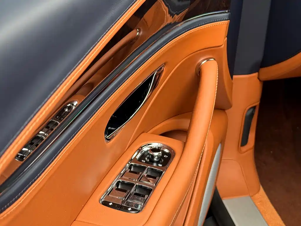 Bentley Flying Spur 2021 — фото 22