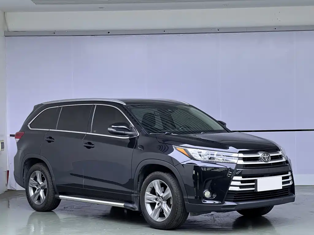 Toyota Highlander 2020 — фото 3