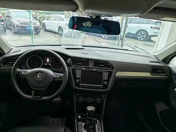 Volkswagen Tiguan L 2018