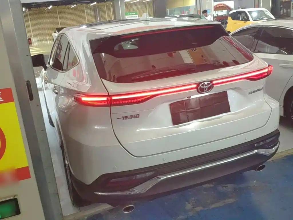 Toyota Harrier 2022 — фото 5