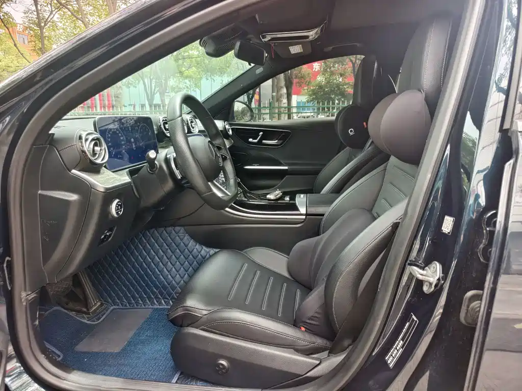 Mercedes-Benz C-Class 2022