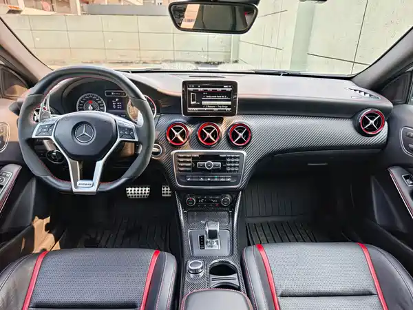 Mercedes-Benz A-Class AMG 2015