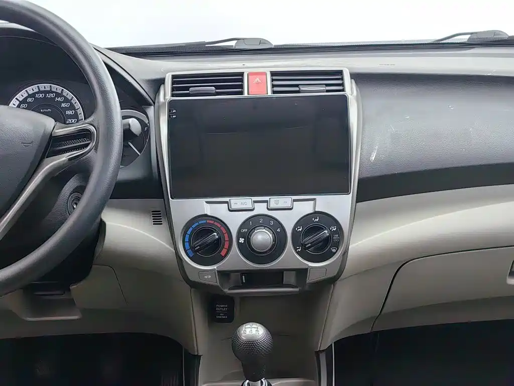 Honda City Classic 2014 — фото 12