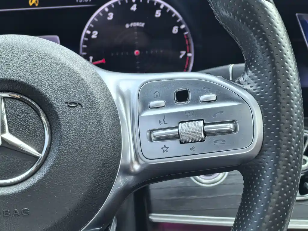 Mercedes-Benz E-Class 2020 — фото 15