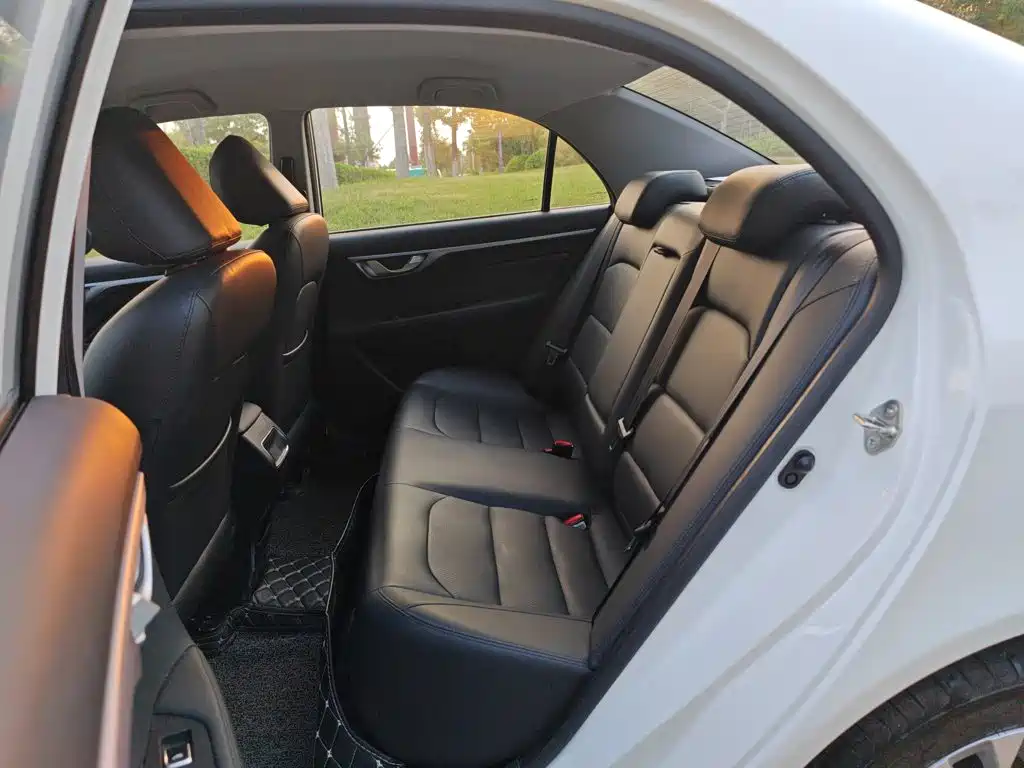 Geely Vision 2020 — фото 11