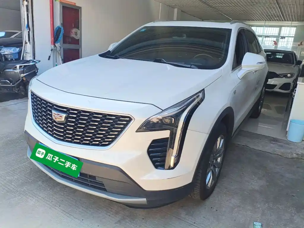 Cadillac XT4 2020 — фото 1