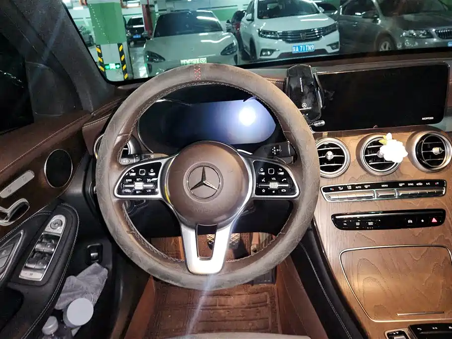 Mercedes-Benz GLC 2020 — фото 14