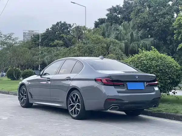 BMW 5 Series 2022