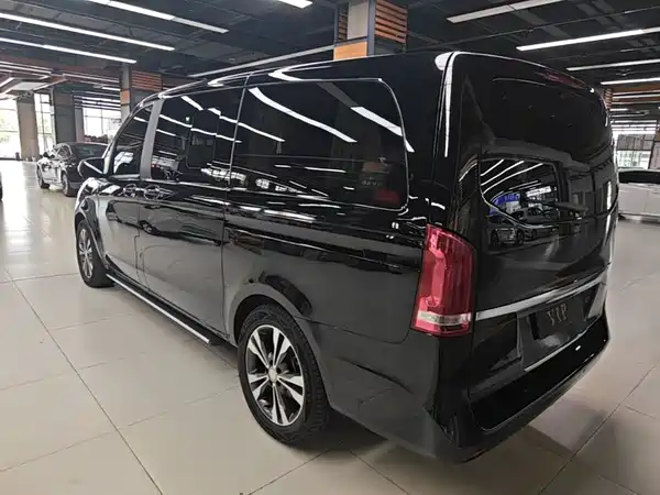 Mercedes-Benz V-Class 2017