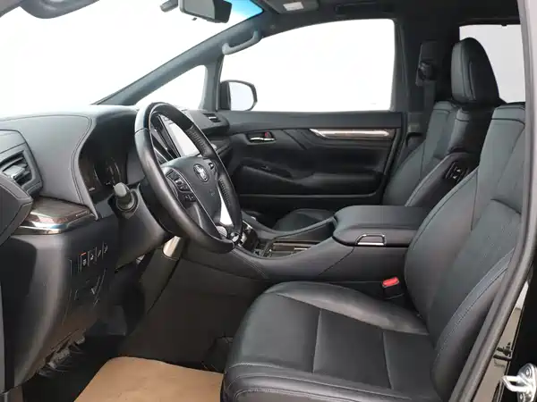 Toyota Alphard 2018