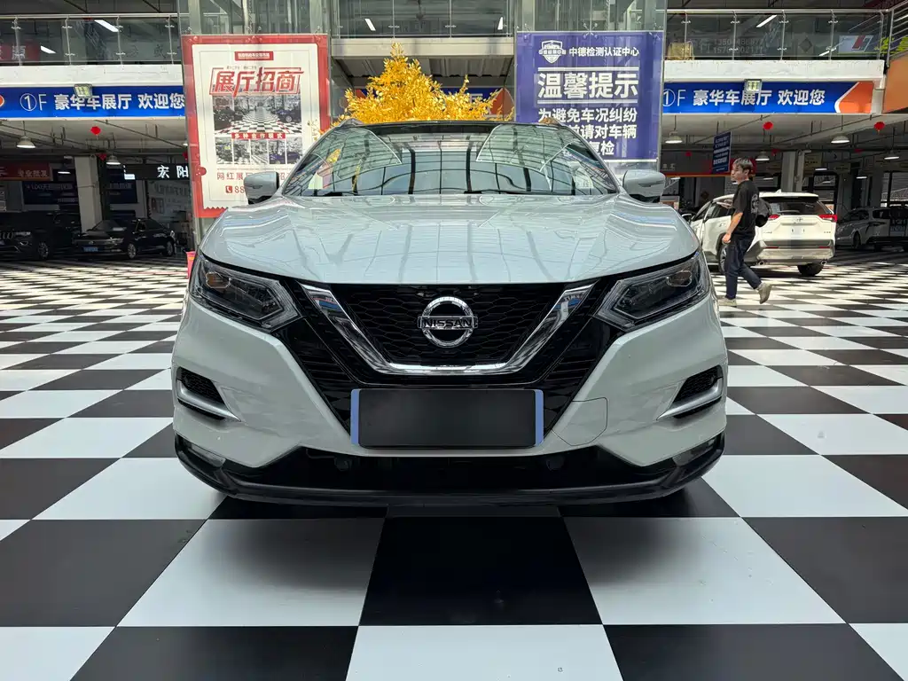 Nissan Qashqai 2021 — фото 2