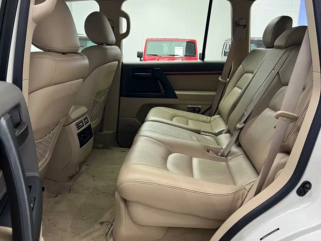Toyota Land Cruiser 2015 — фото 12