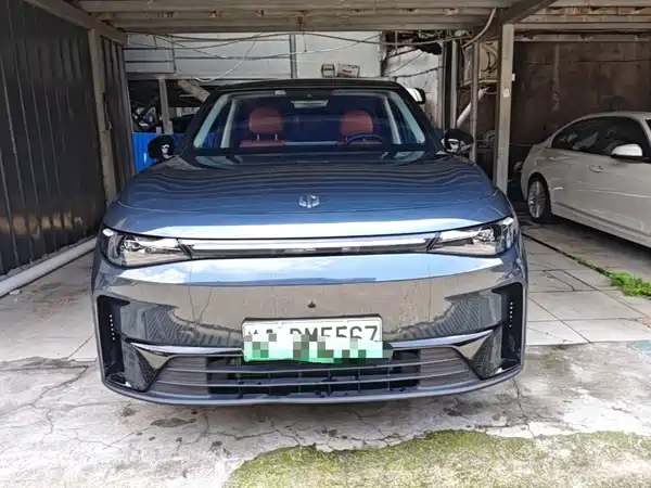 Leapmotor C10 2025